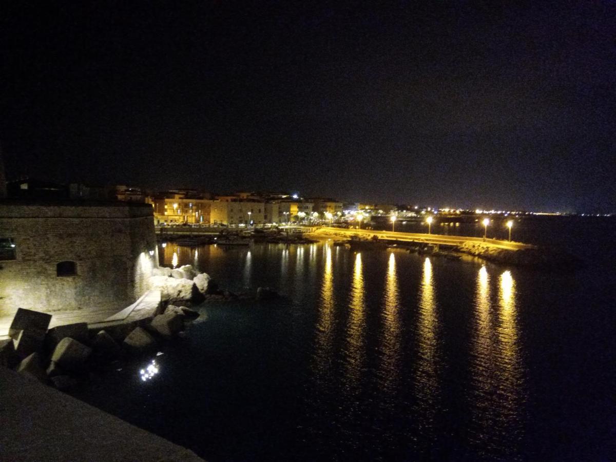 Villa Nel Borgo Antico Giovinazzo Exterior foto